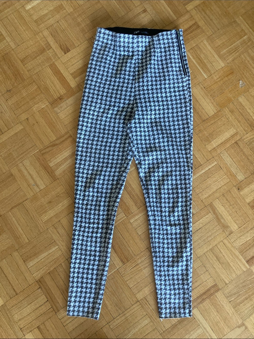 ZARA Black & White Houndstooth Skinny Pants